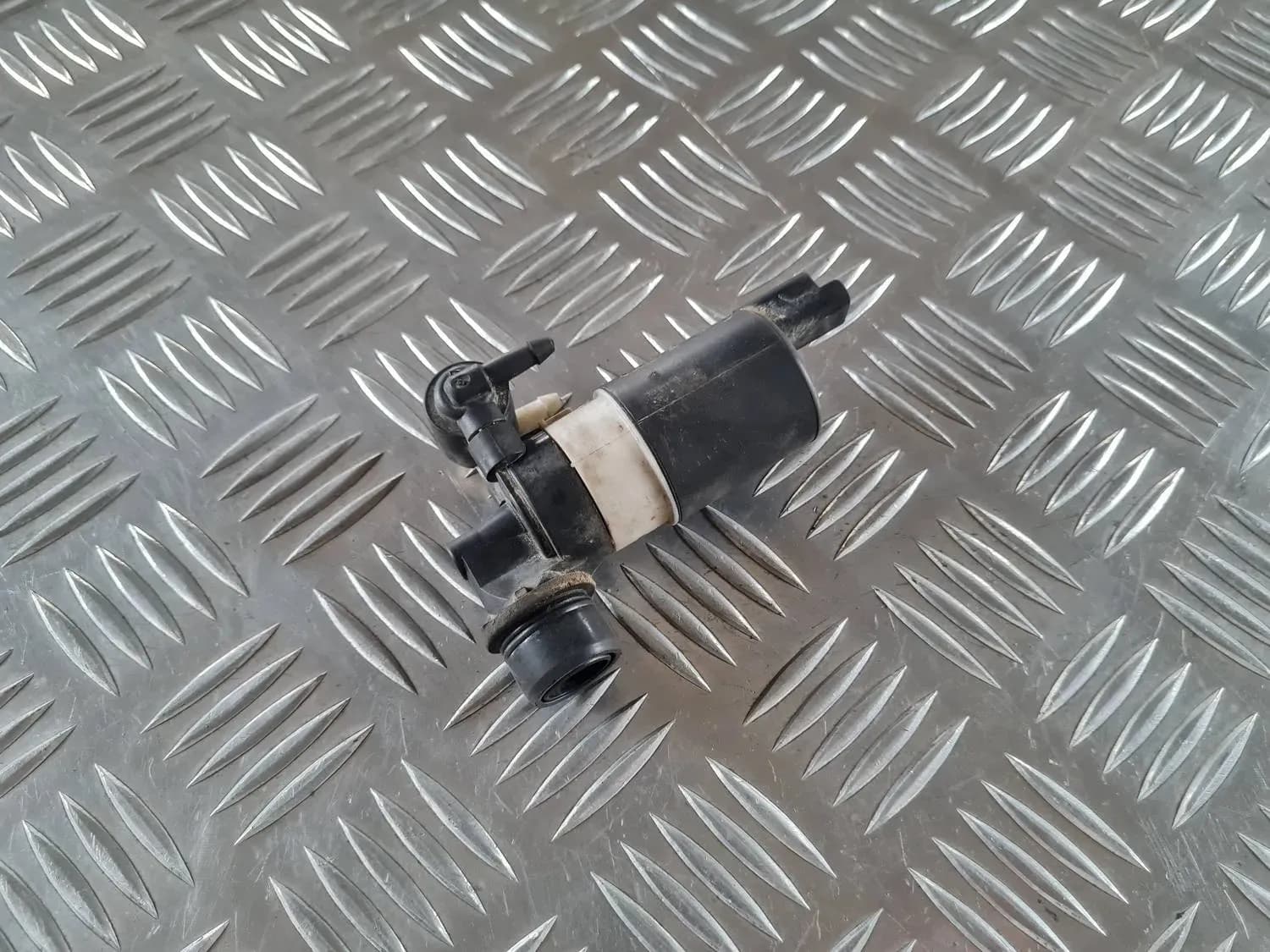 Washer fluid pump RENAULT SCENIC III 2011 - foto 1