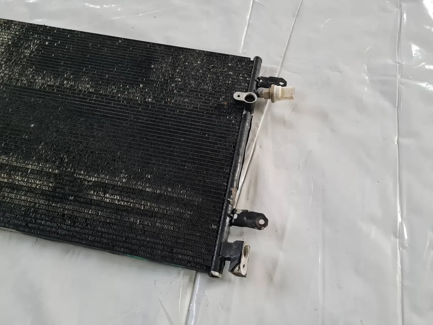 Air conditioner radiator AUDI A6 2008 - foto 3