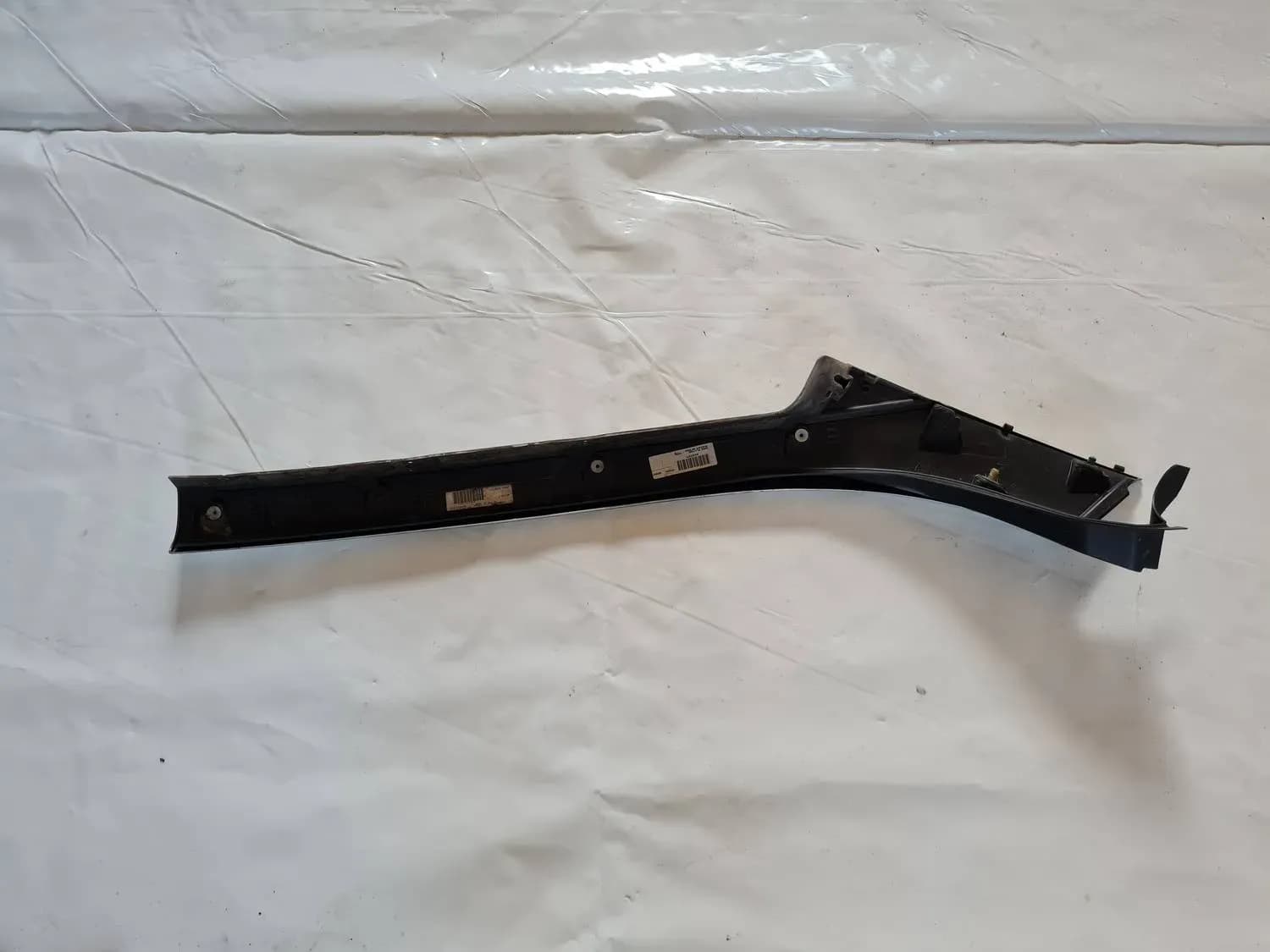 Front strut outer cover RENAULT SCENIC III 2011 - foto 3