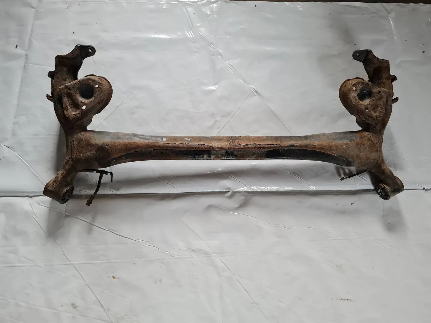 Rear axle/Rear subframe RENAULT SCENIC III 2011 - foto 8