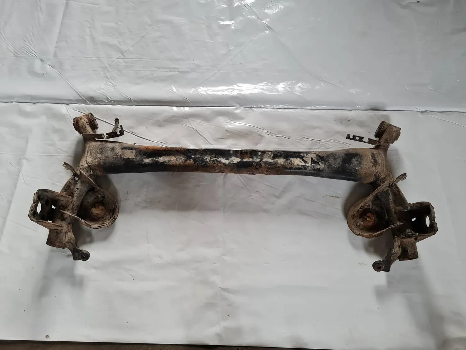 Rear axle/Rear subframe RENAULT SCENIC III 2011 - foto 2