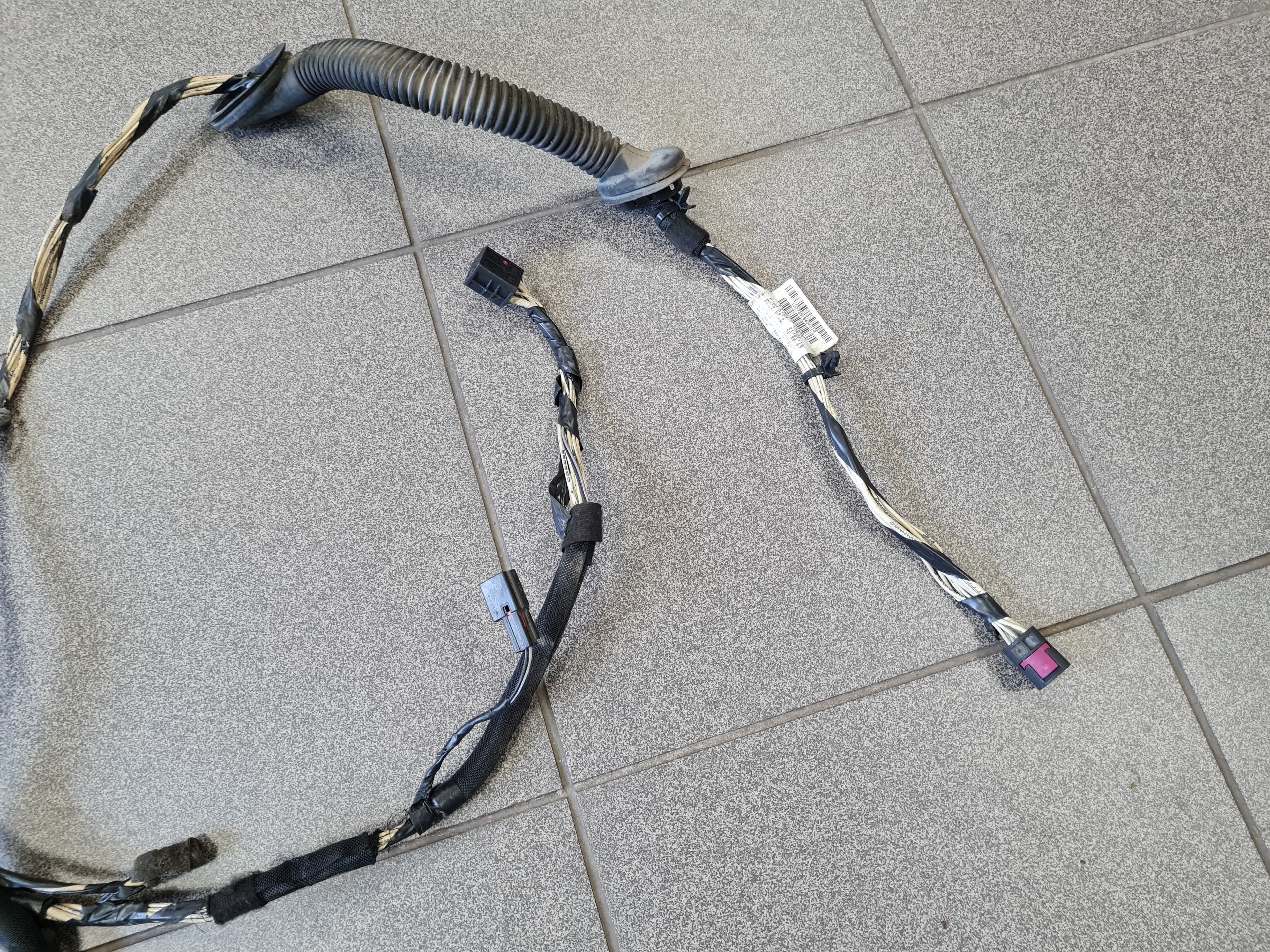 Trunk lid wires OPEL INSIGNIA SPORTS TOURER 2010 (C) - foto 2