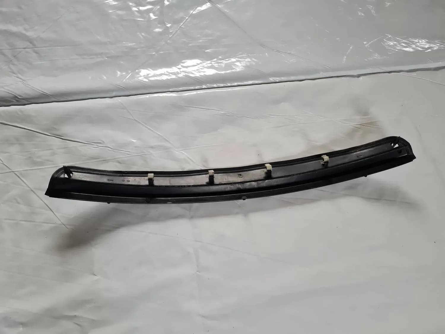 Windshield drainage RENAULT SCENIC III 2011 - foto 1
