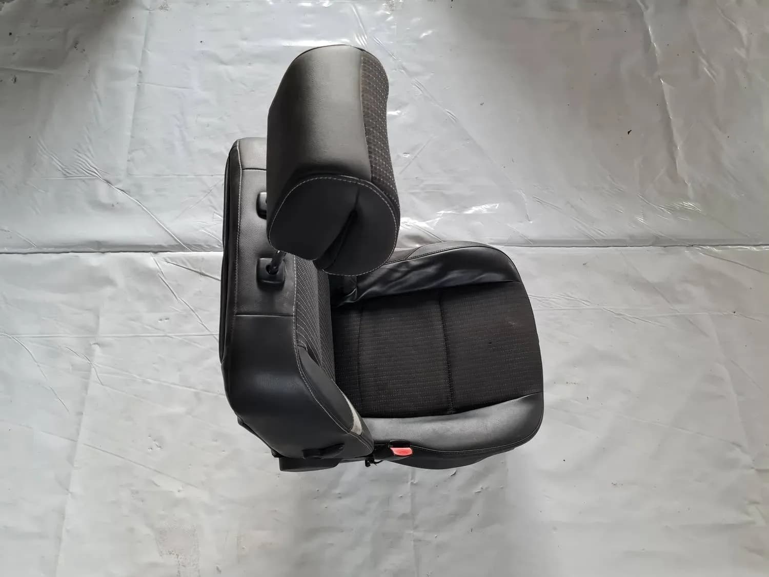 Front left seat RENAULT SCENIC III 2011 - foto 3
