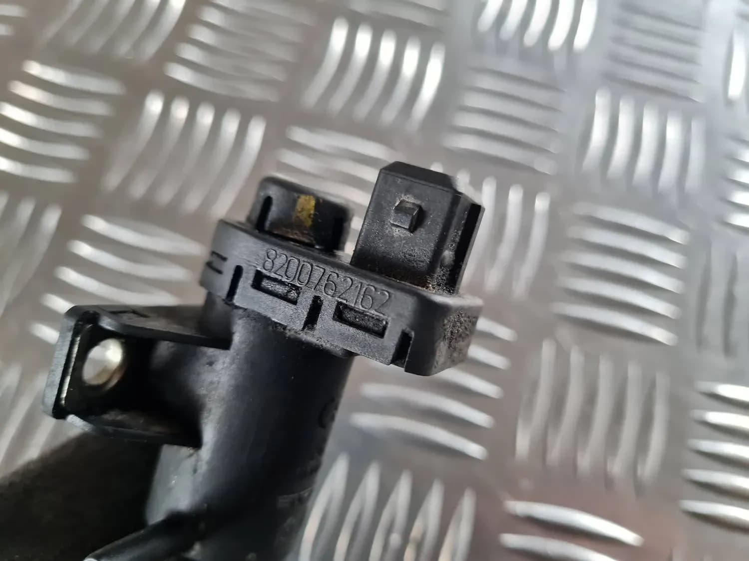 Solenoid vacuum valve RENAULT SCENIC III 2011 - foto 4