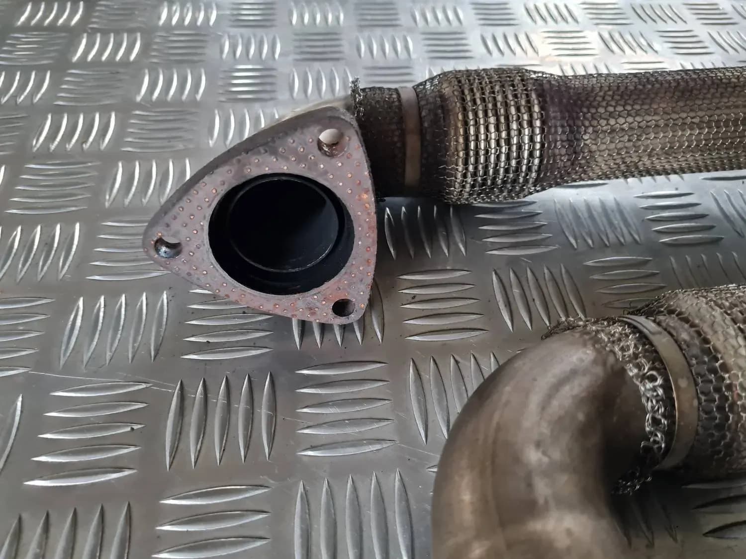 Turbine exhaust pipe AUDI A6 2008 - foto 2