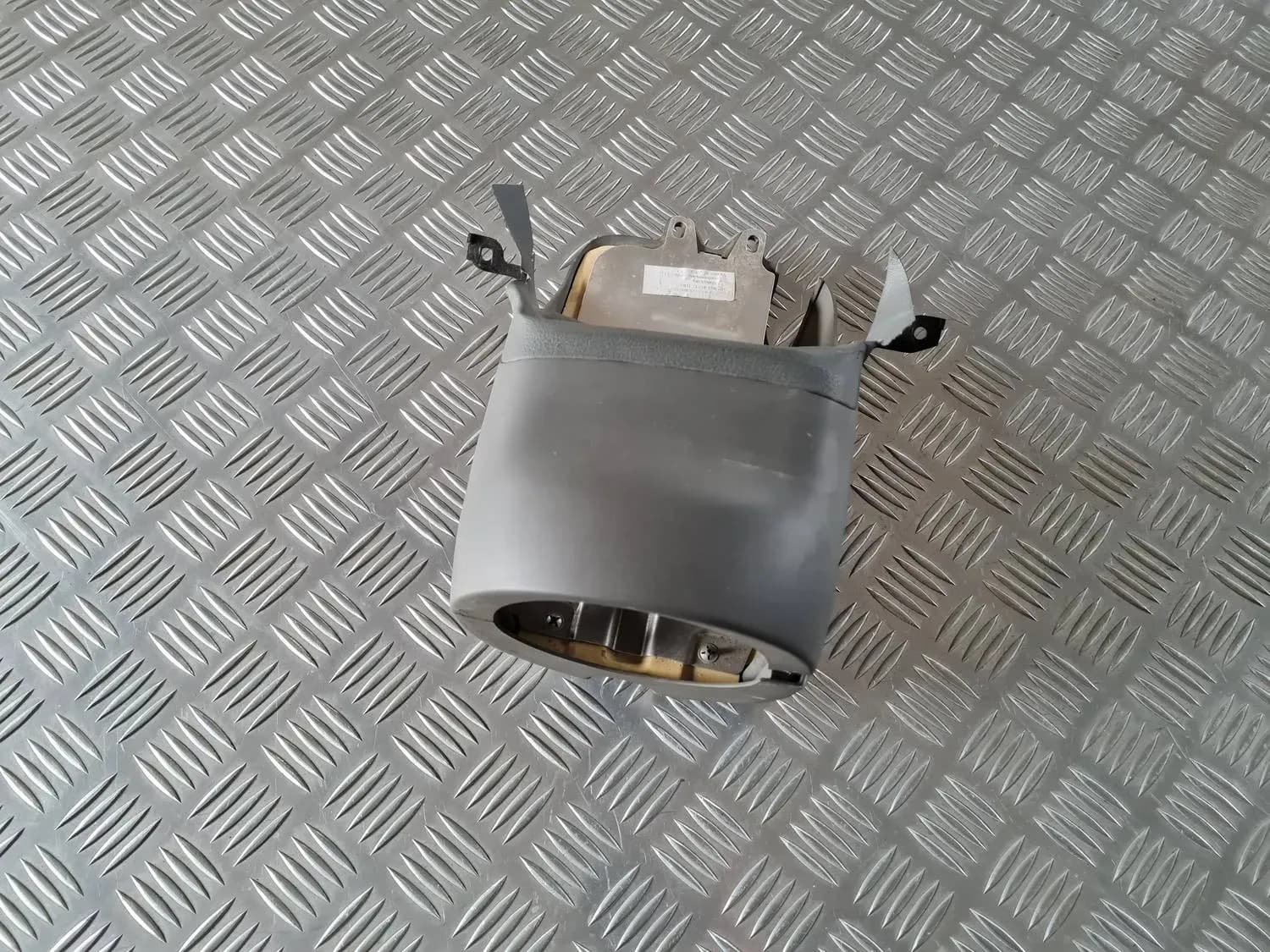 Steering column dust cover AUDI A6 2008 - foto 4