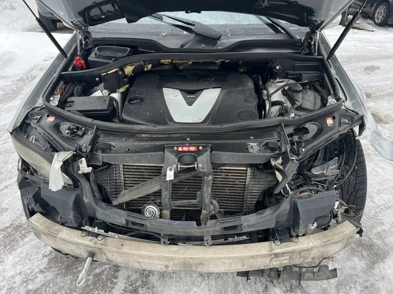 Disassembled car photo 1