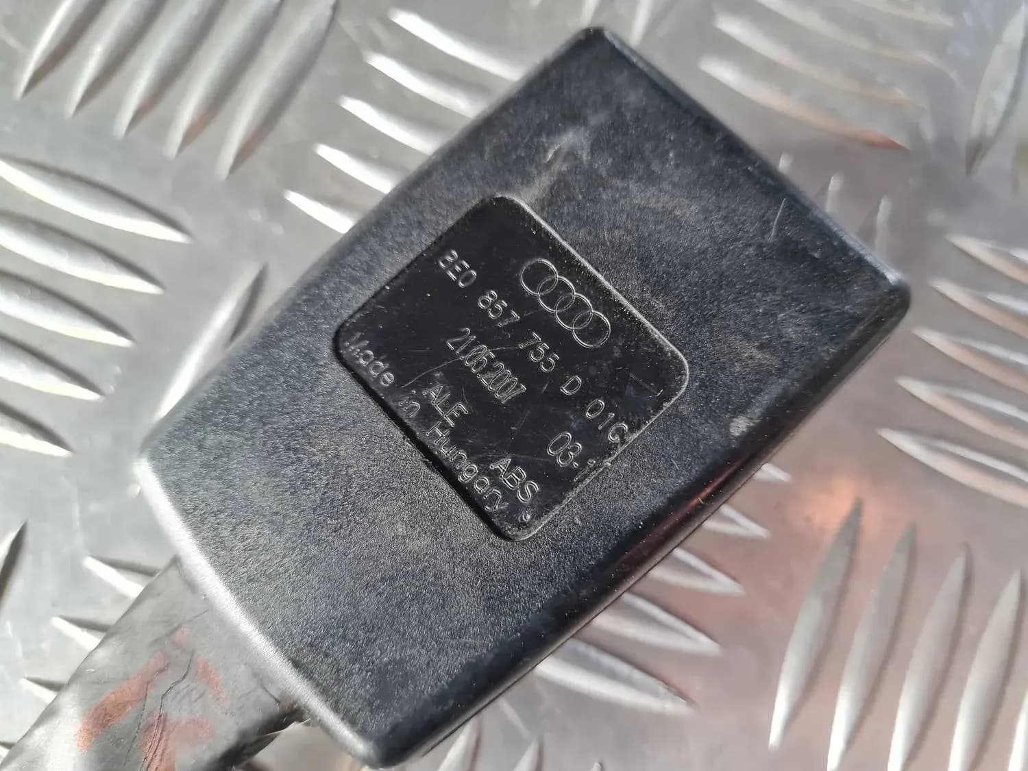 Front seat belt buckle AUDI A6 2008 - foto 4