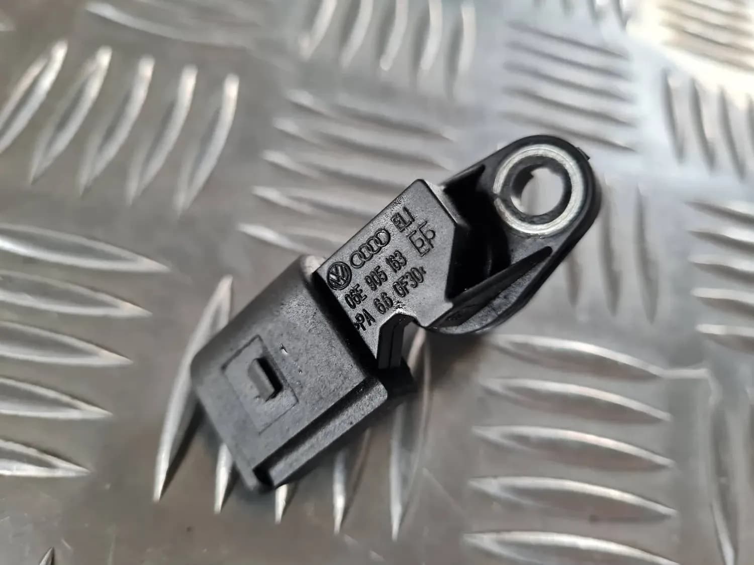Camshaft sensor AUDI A6 2008 - foto 2