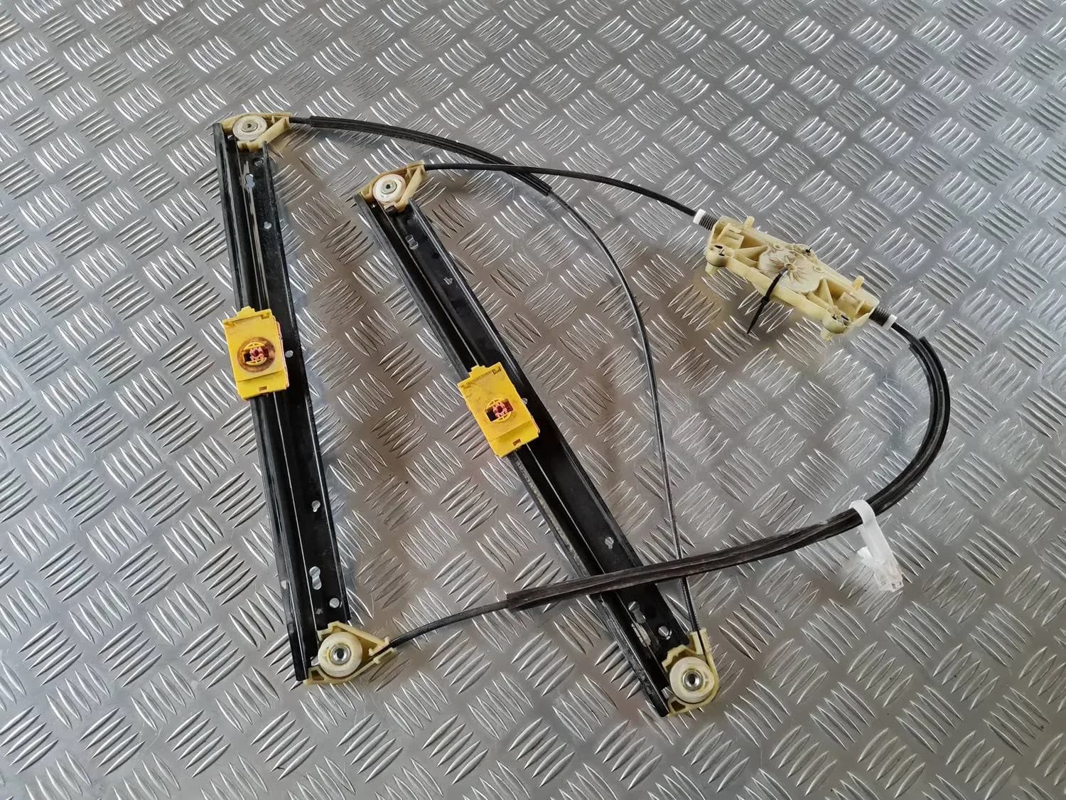 Window regulator front left AUDI A6 2008 - foto 4