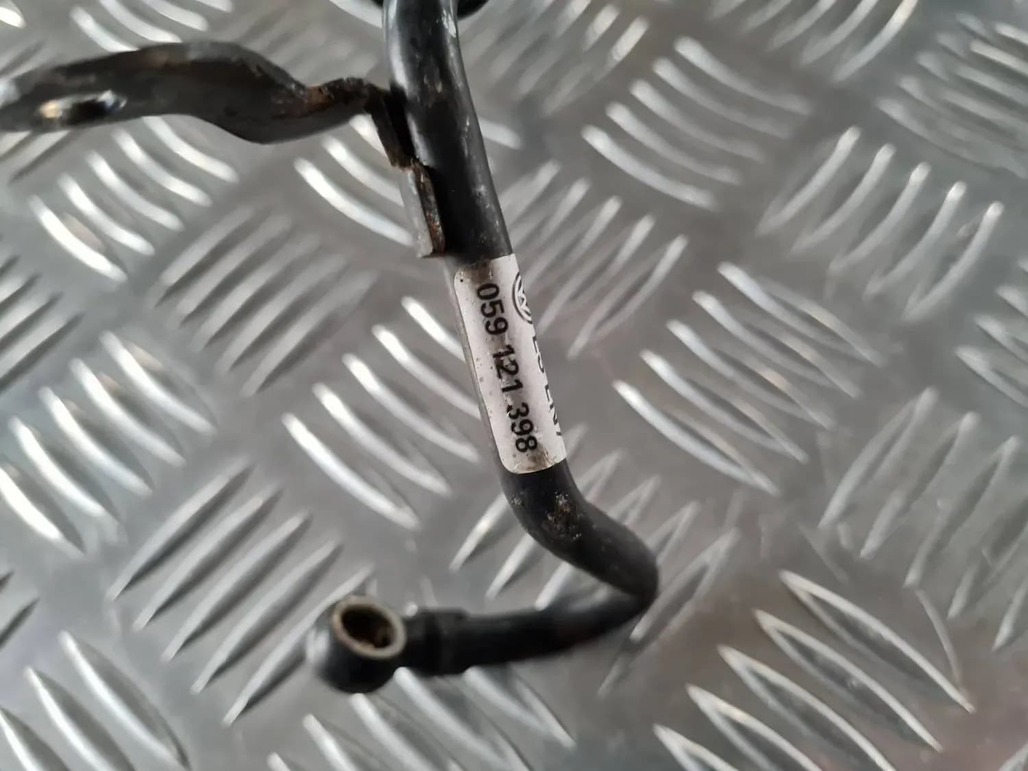 Cooling pipe AUDI A6 2008 - foto 3