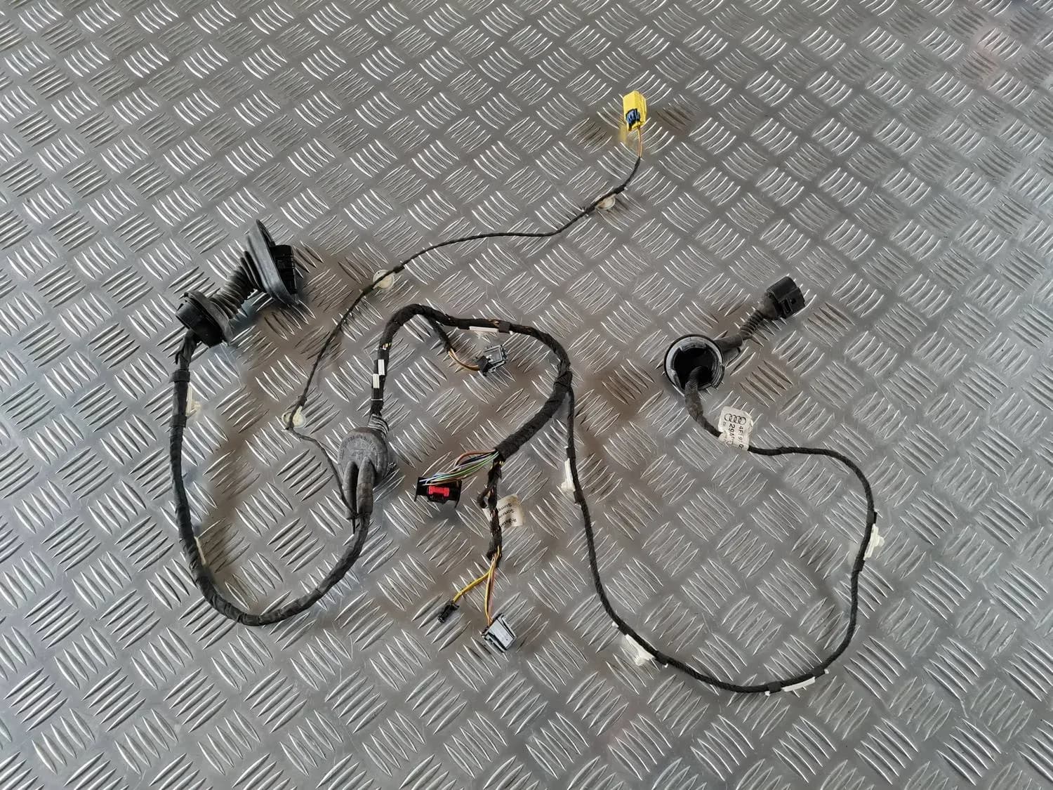 Door wires AUDI A6 2008 - foto 1