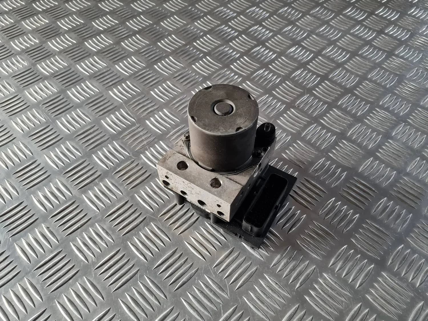 ABS block AUDI A6 2008