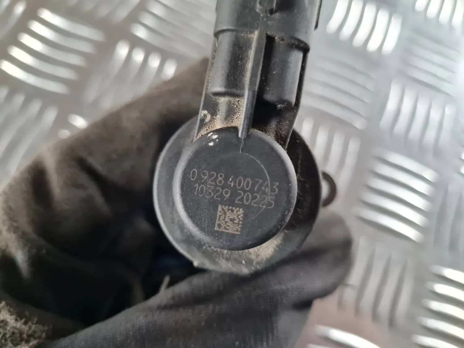 Fuel pressure sensor RENAULT SCENIC III 2011 - foto 2