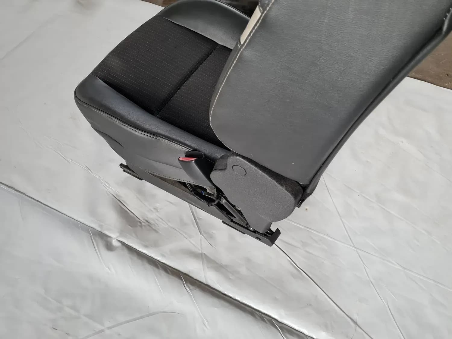 Front right seat RENAULT SCENIC III 2011 - foto 3
