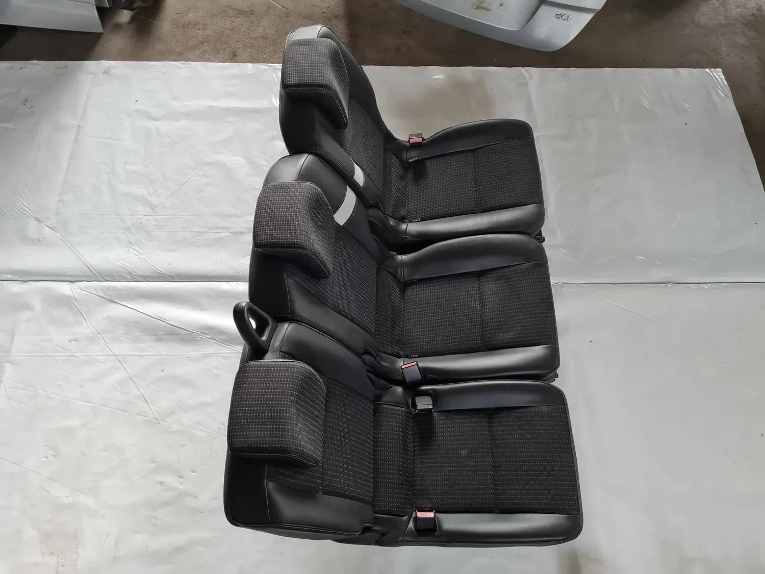 Rear seat RENAULT SCENIC III 2011 - foto 1