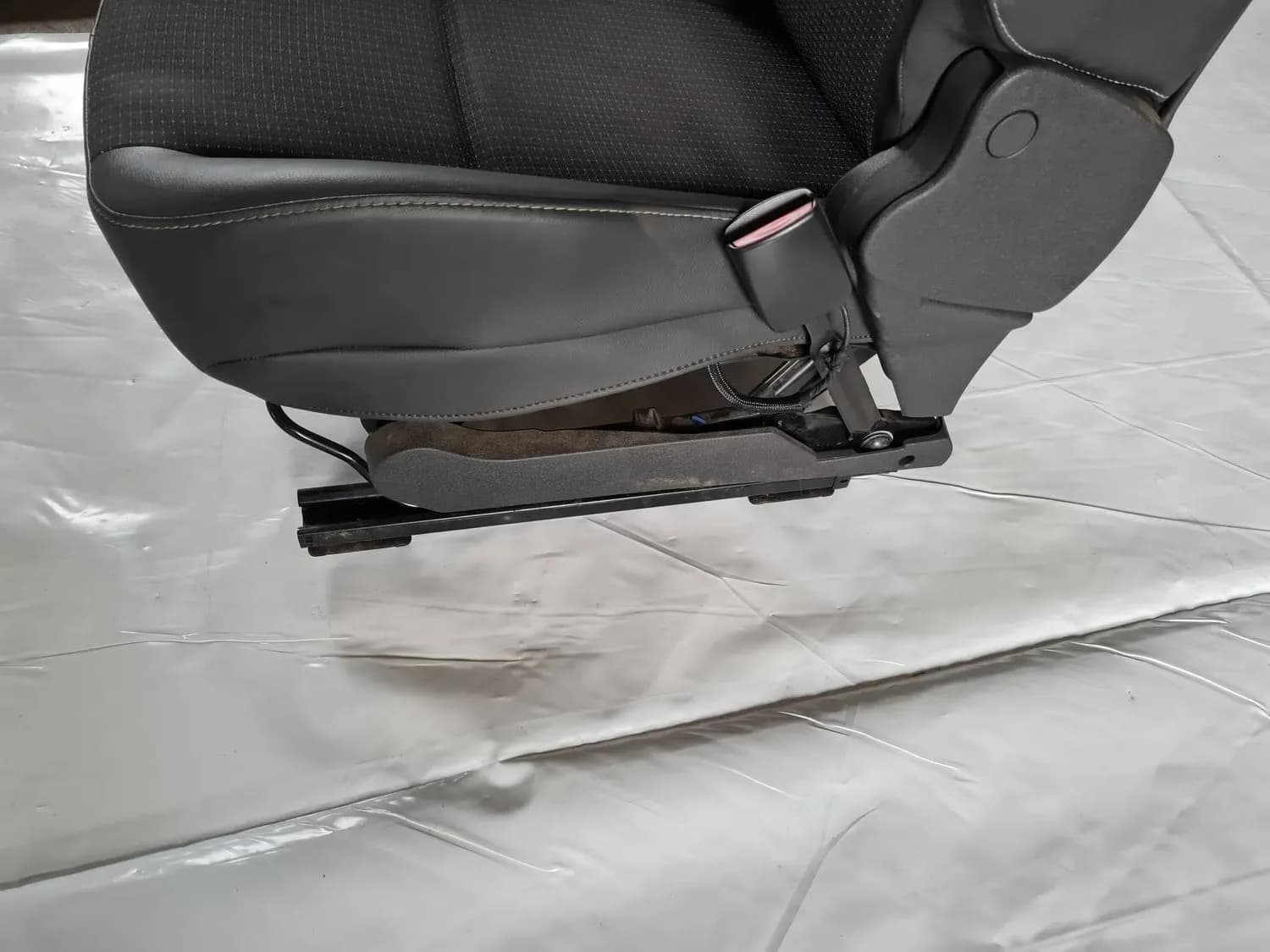 Front right seat RENAULT SCENIC III 2011 - foto 5