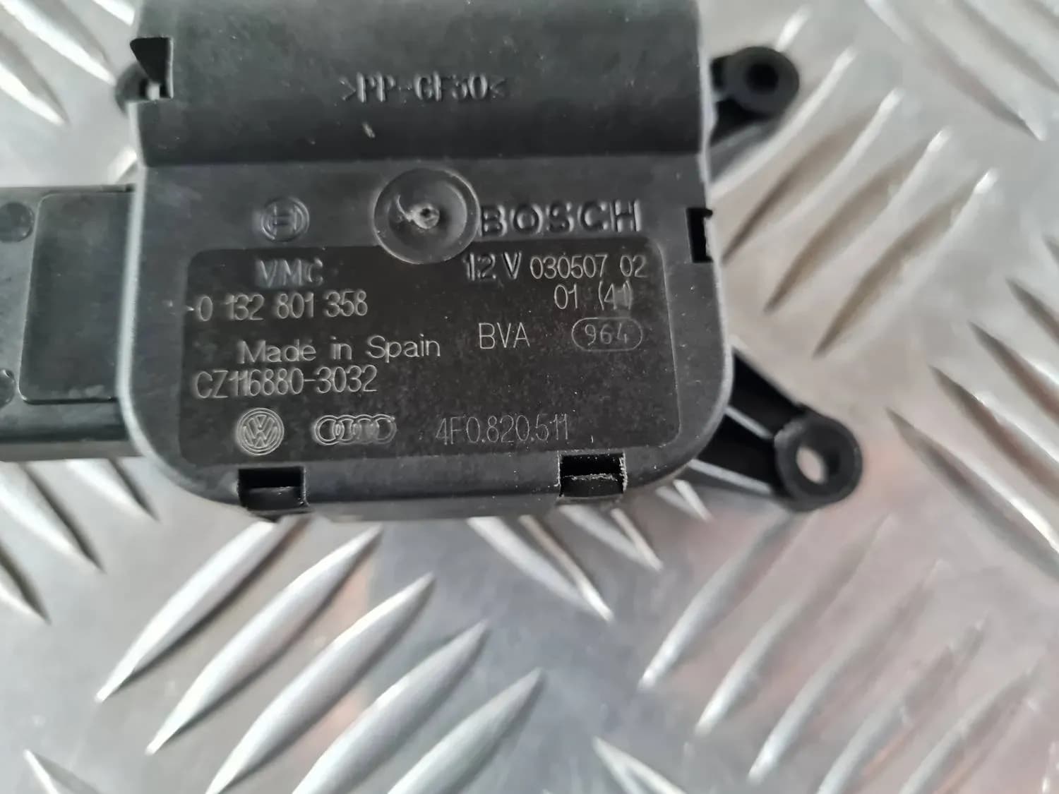 Heating system actuator AUDI A6 2008 - foto 2