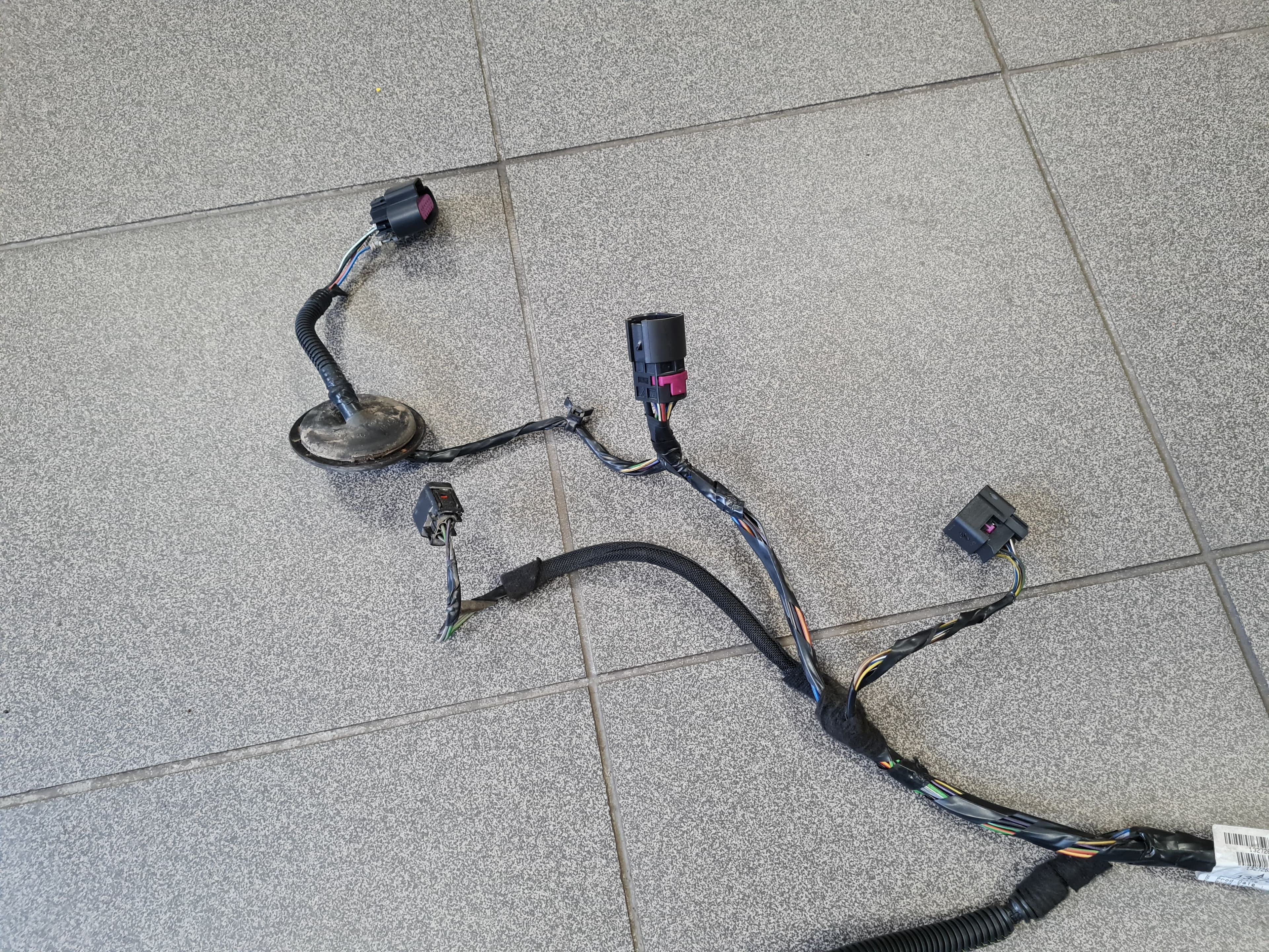 Trunk lid wires OPEL INSIGNIA SPORTS TOURER 2010 (C) - foto 1