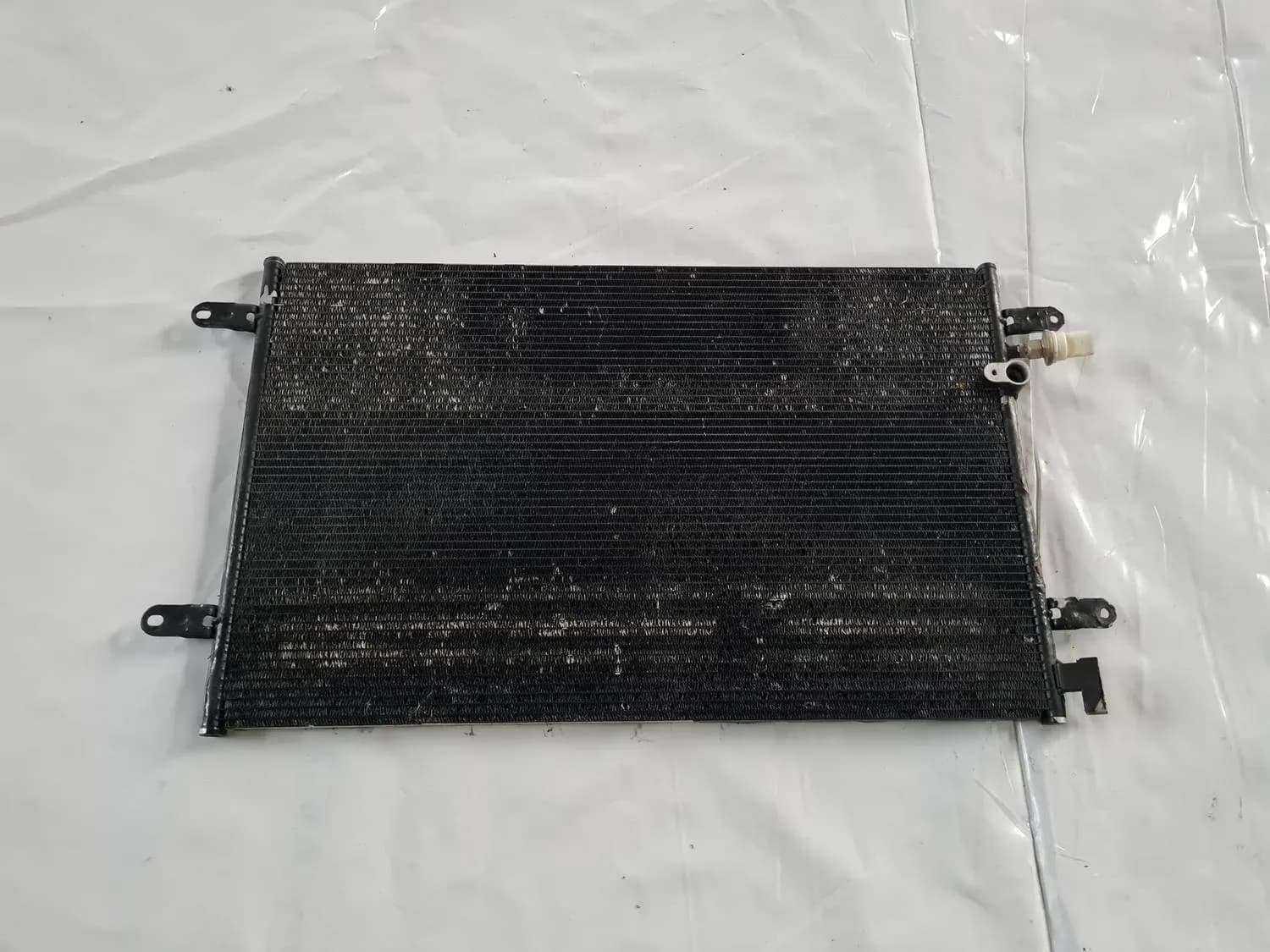 Air conditioner radiator AUDI A6 2008 - foto 2