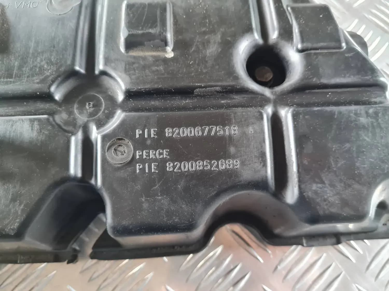 Head cover (valve) RENAULT SCENIC III 2011 - foto 2