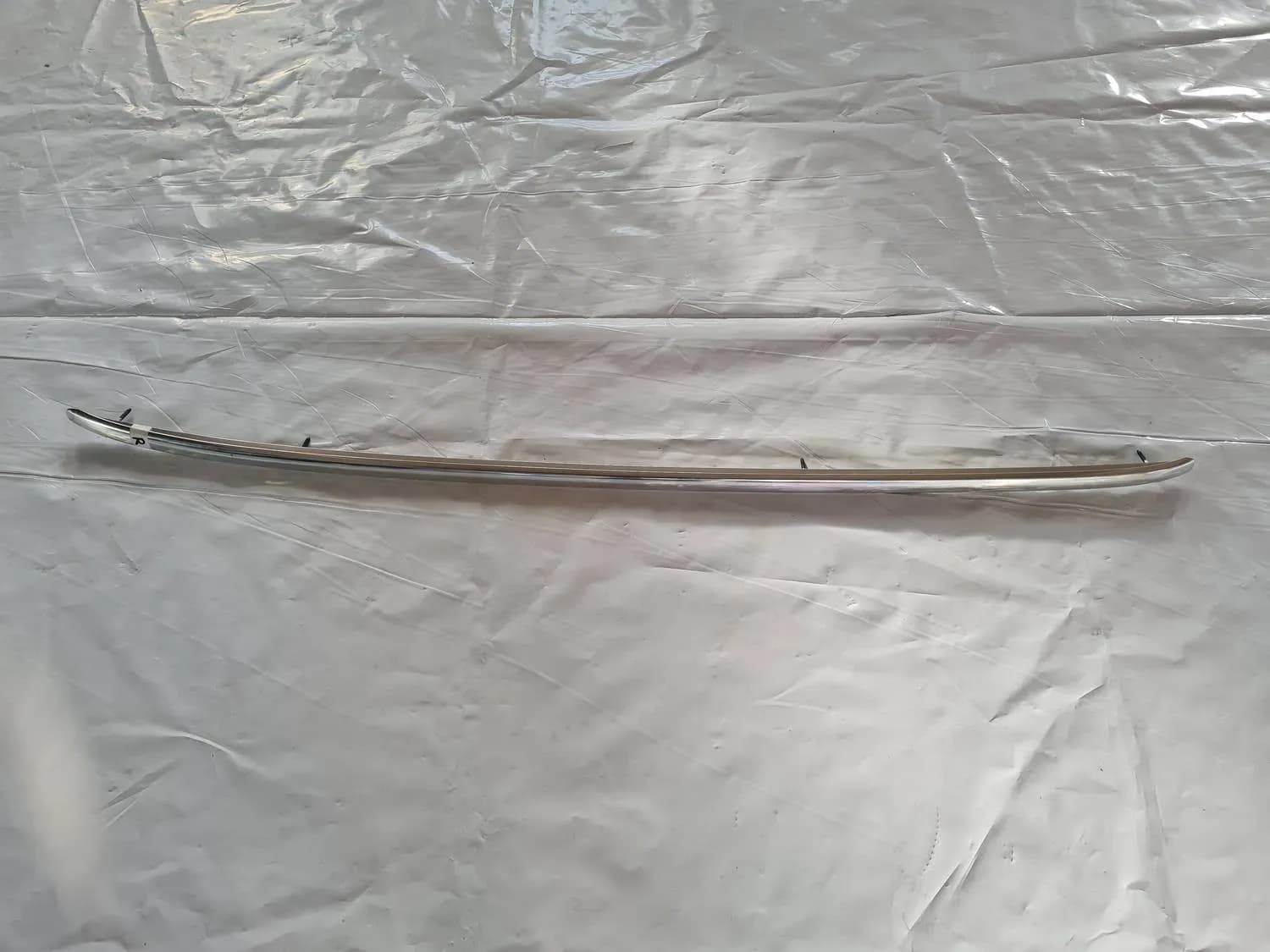 Roof rail AUDI A6 2008 - foto 1