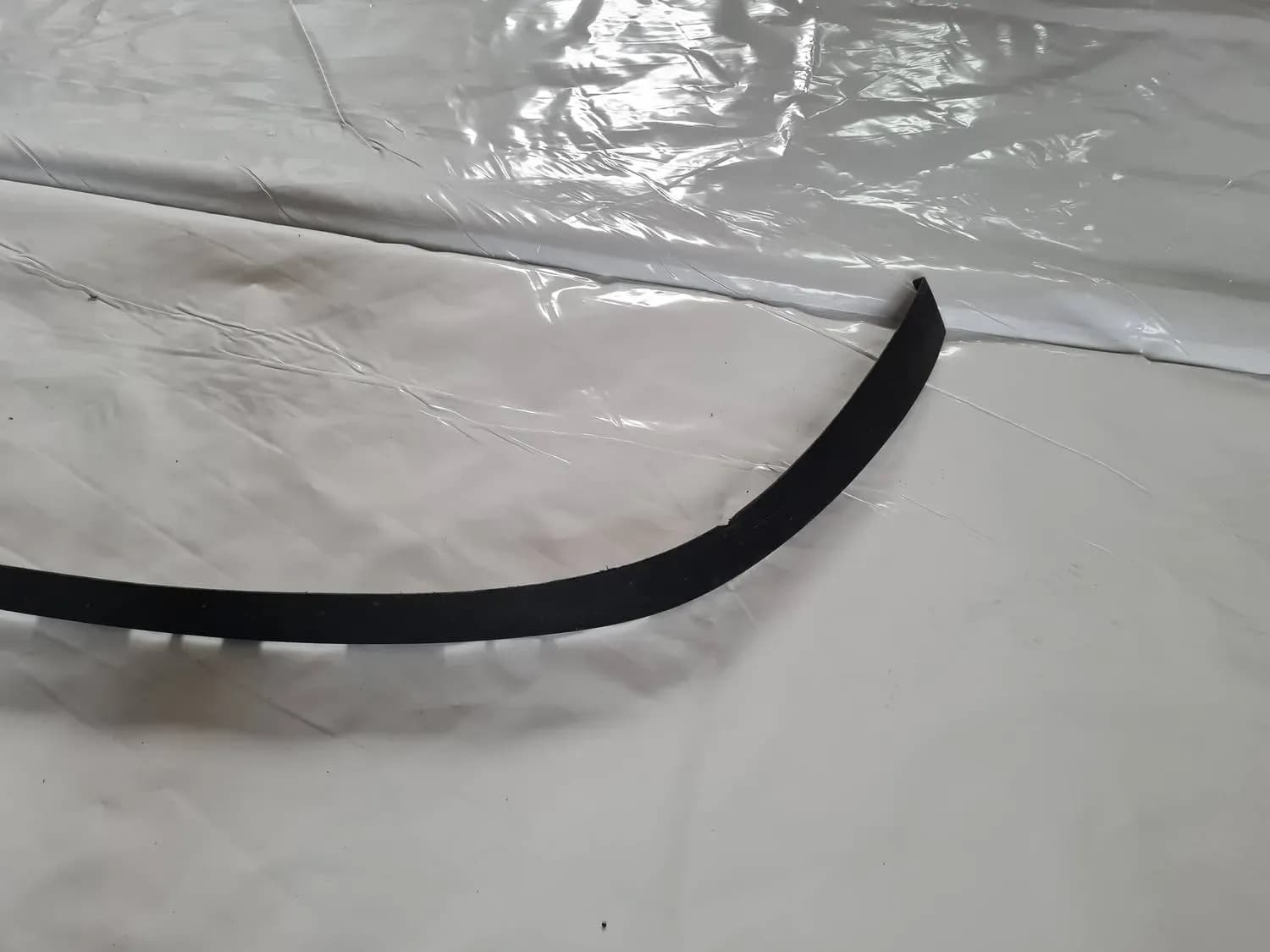 Front bumper spoiler RENAULT SCENIC III 2011 - foto 5