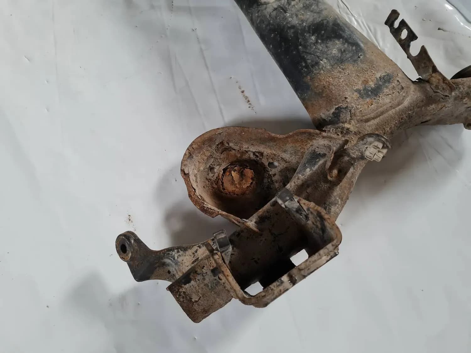 Rear axle/Rear subframe RENAULT SCENIC III 2011 - foto 7