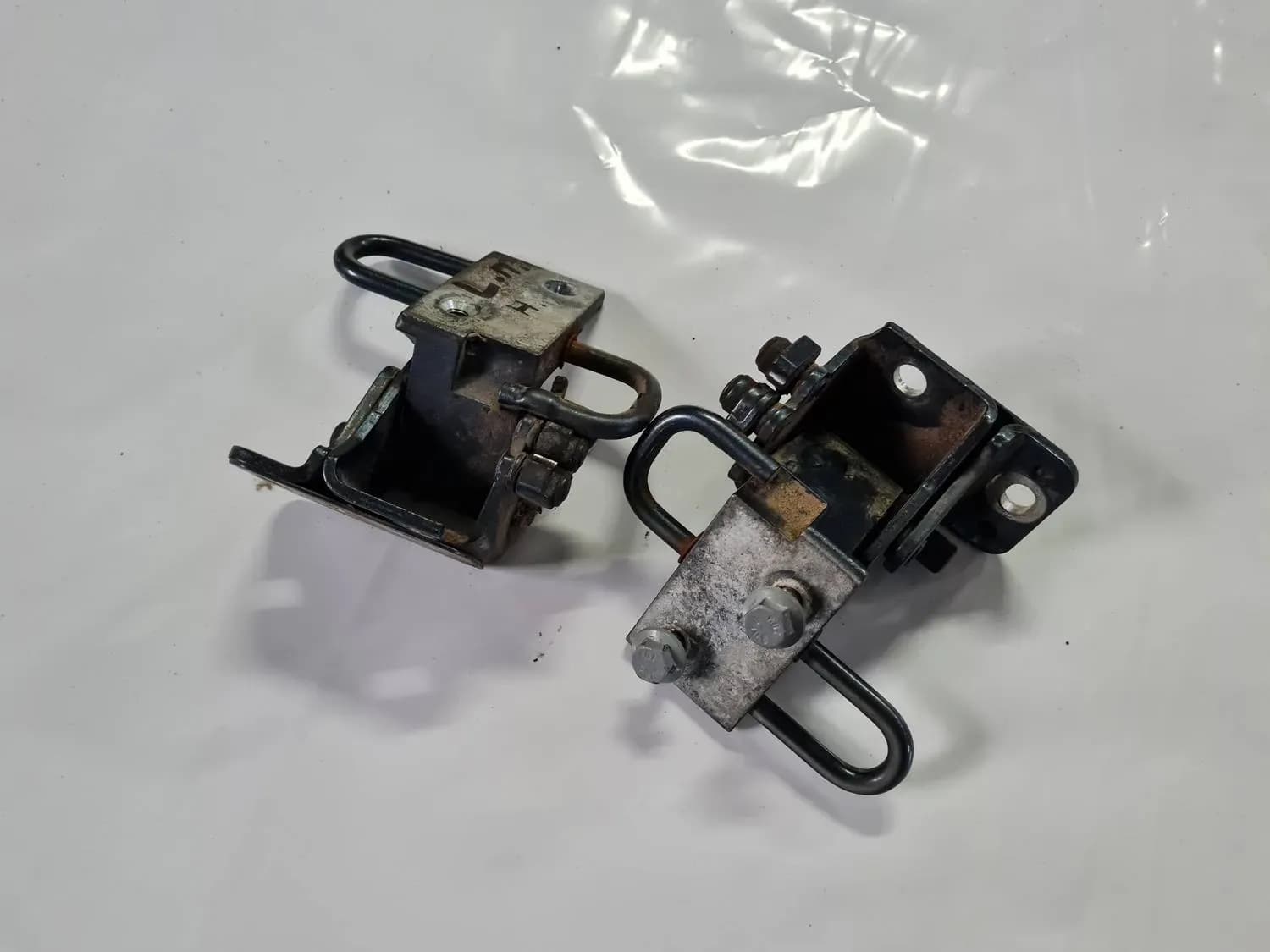 Door hinge AUDI A6 2008 - foto 1