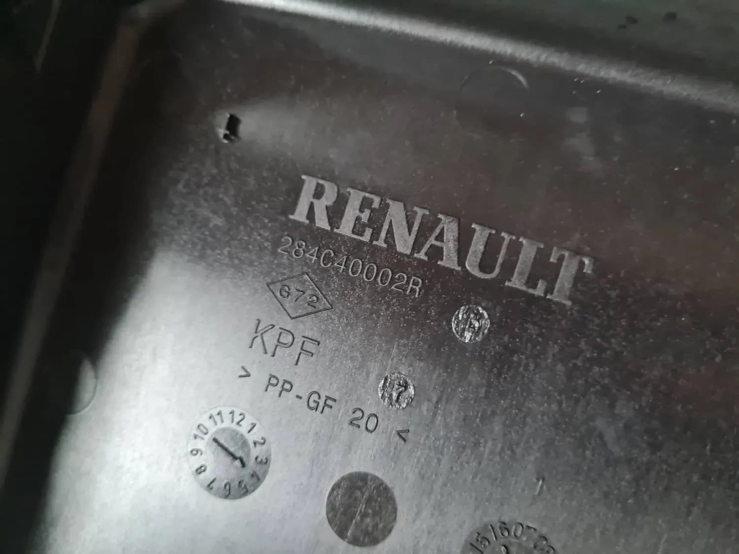 Fuse relay box RENAULT SCENIC III 2011 - foto 4