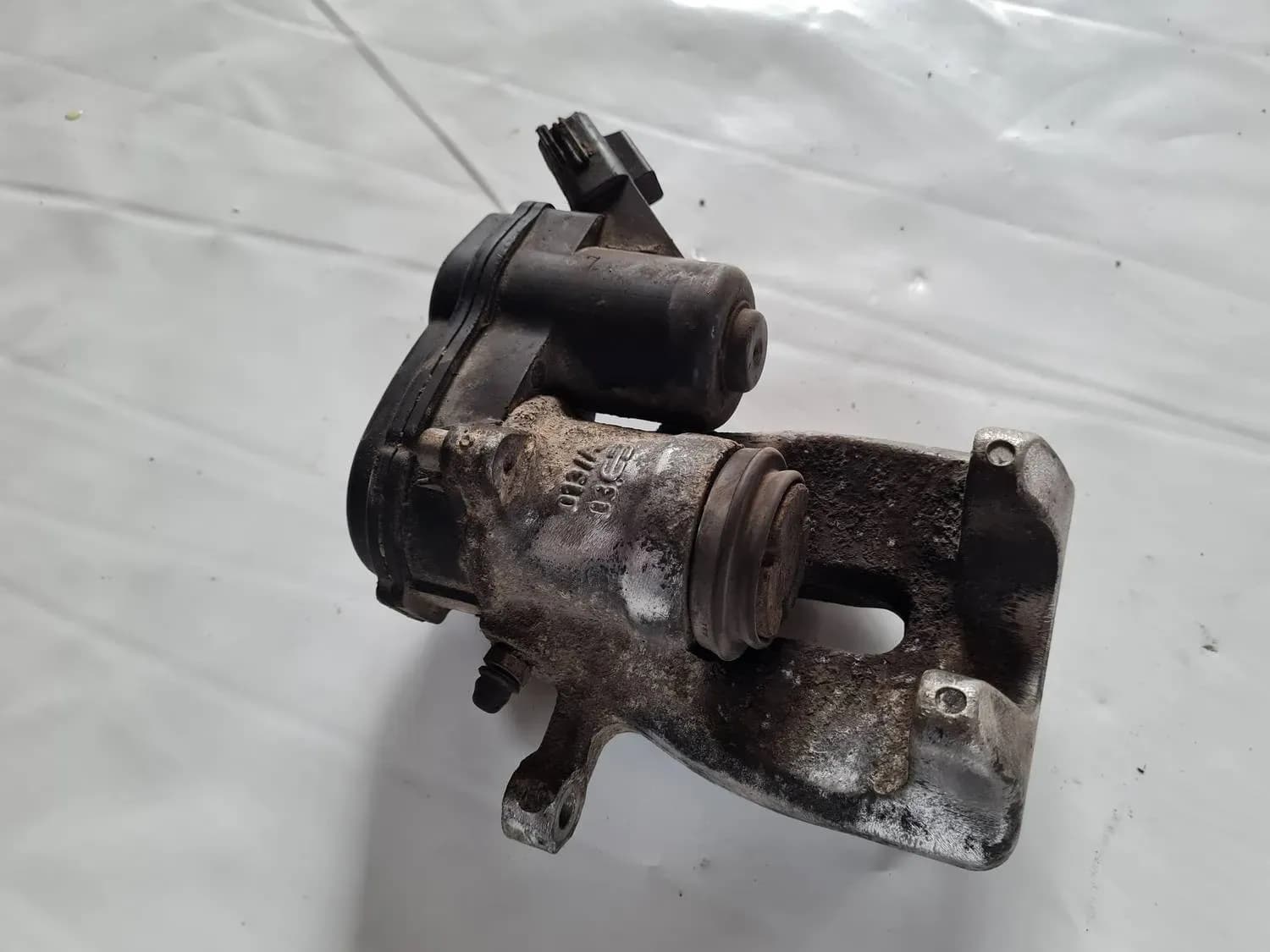 Rear right caliper RENAULT SCENIC III 2011 - foto 2