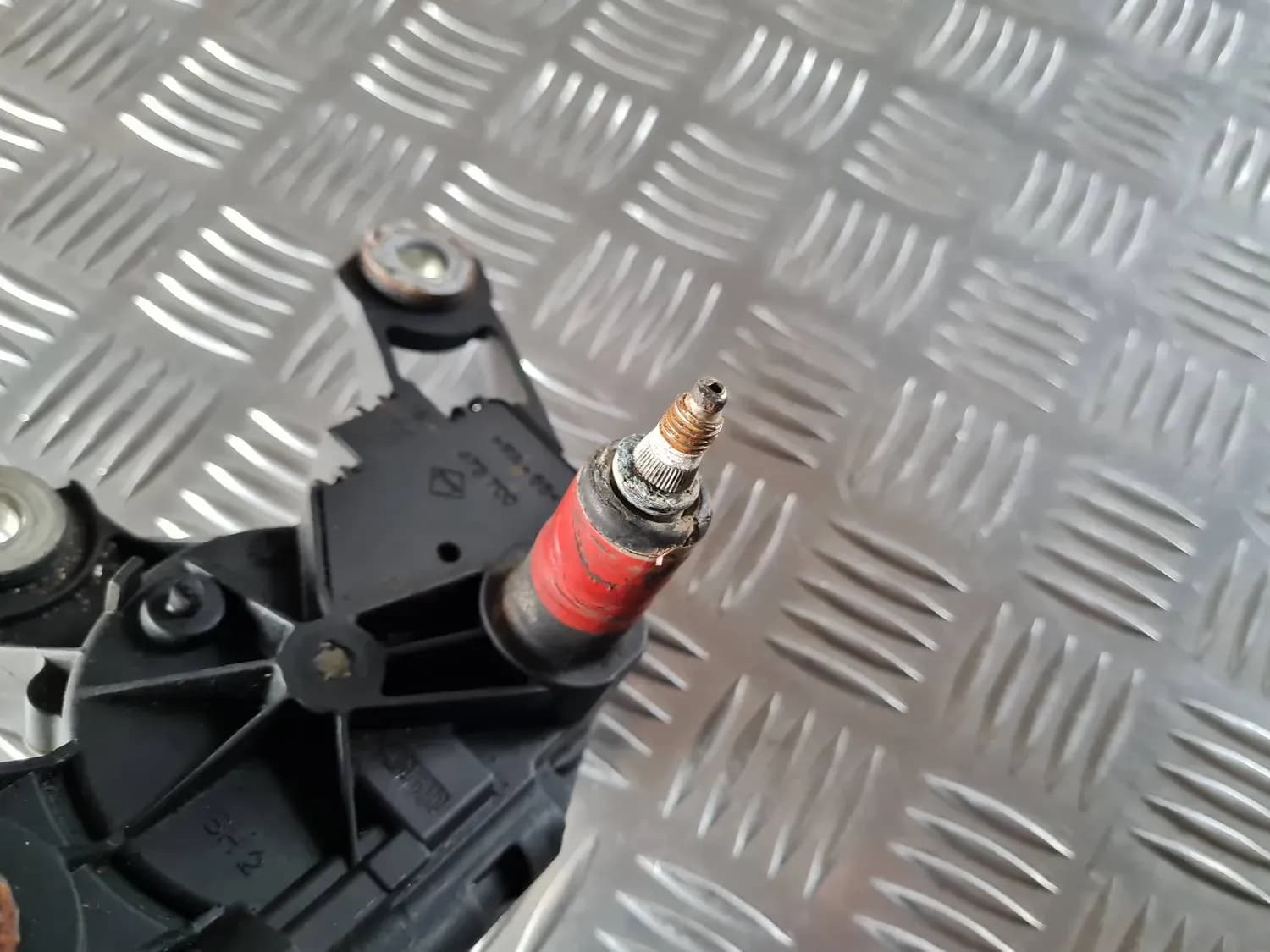 Rear window wiper motor AUDI A6 2008 - foto 2