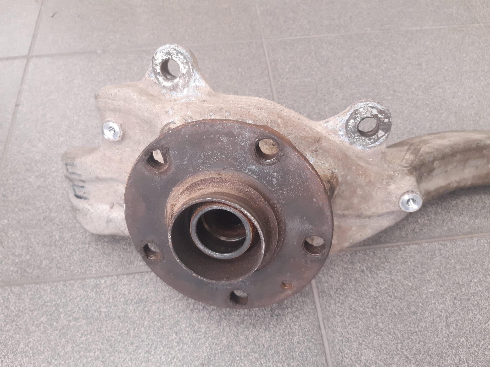 Steering knuckle front right AUDI A6 2008 - foto 3