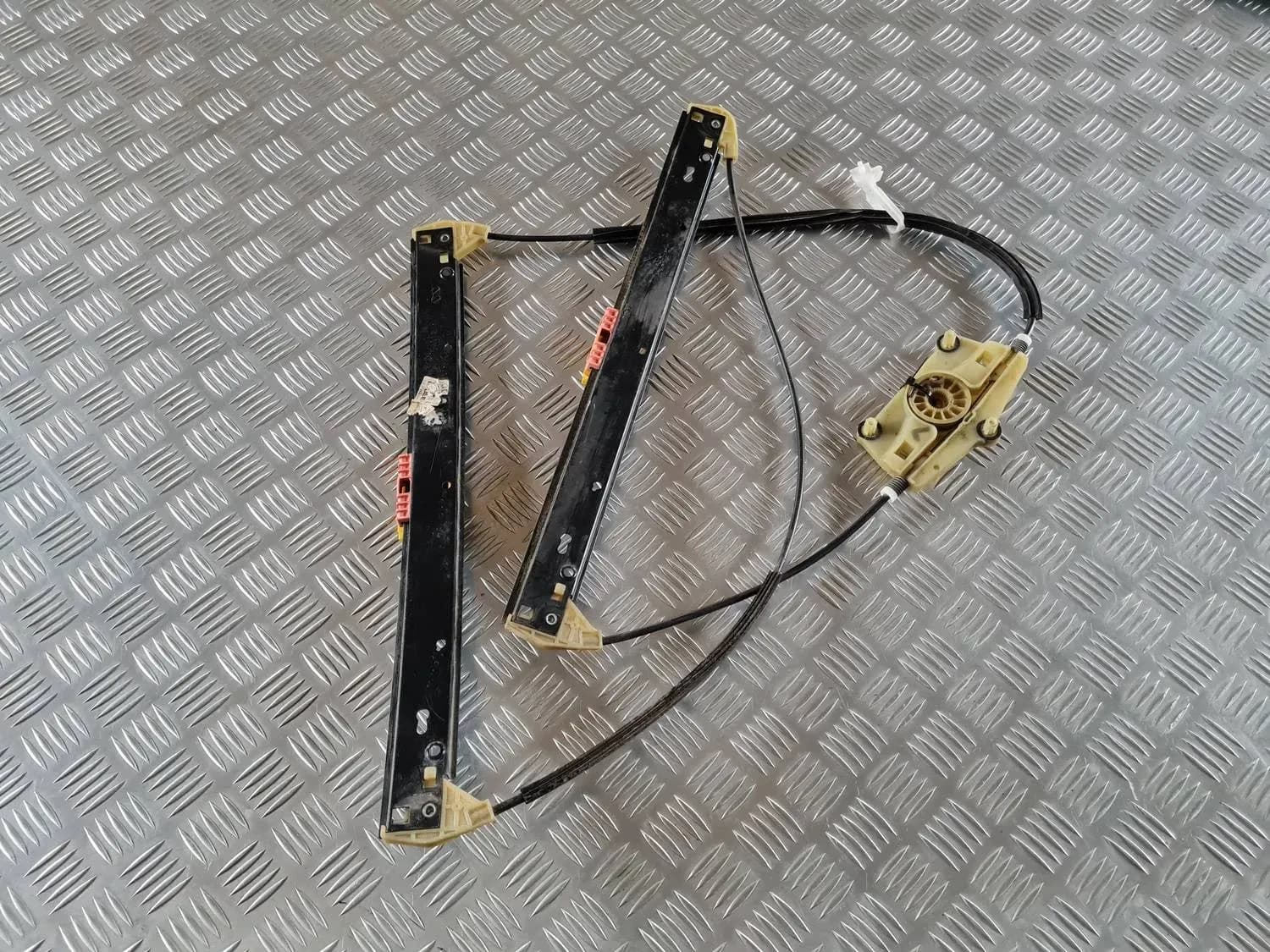 Window regulator front left AUDI A6 2008 - foto 1