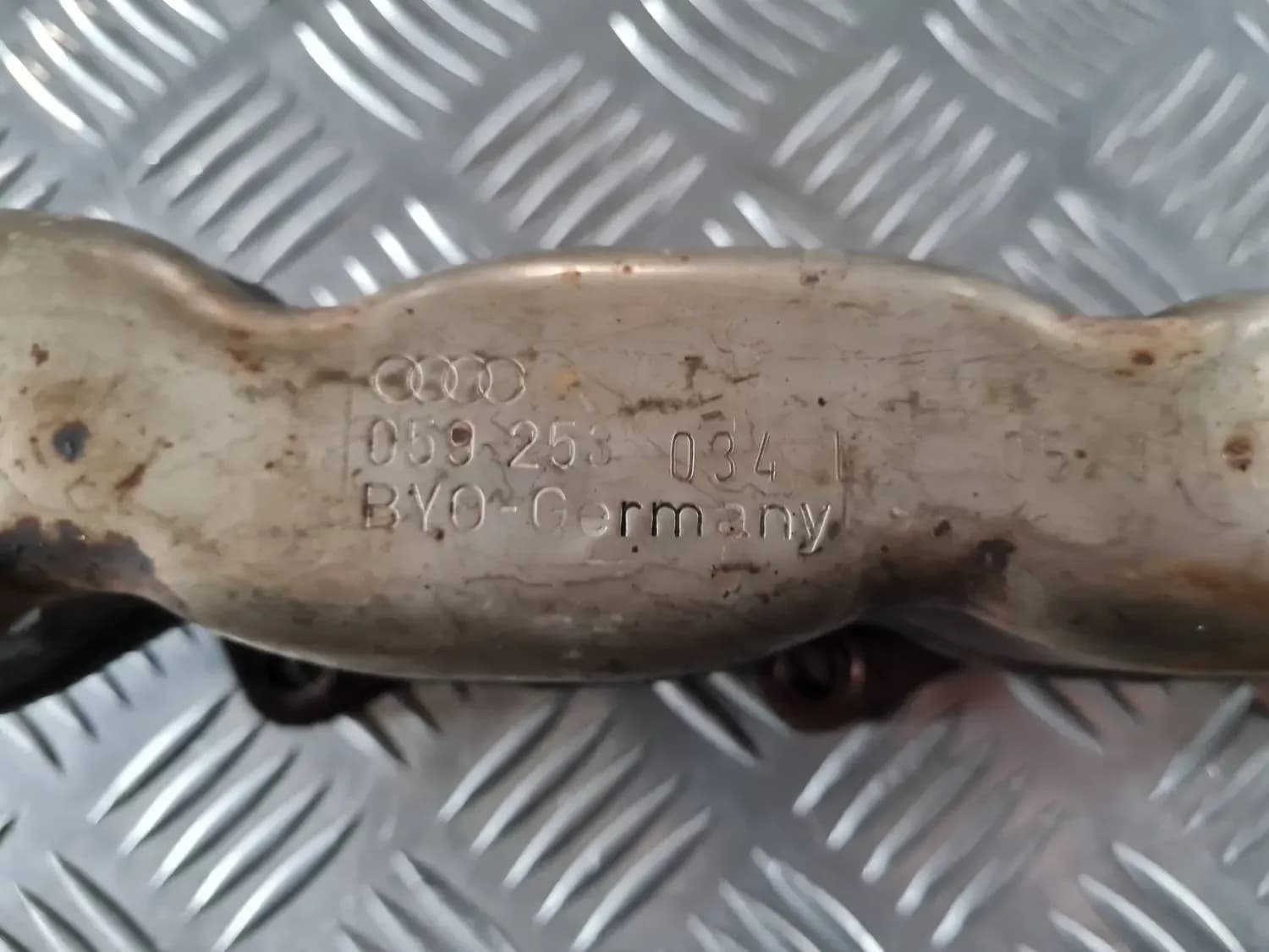Exhaust manifold AUDI A6 2008 - foto 4