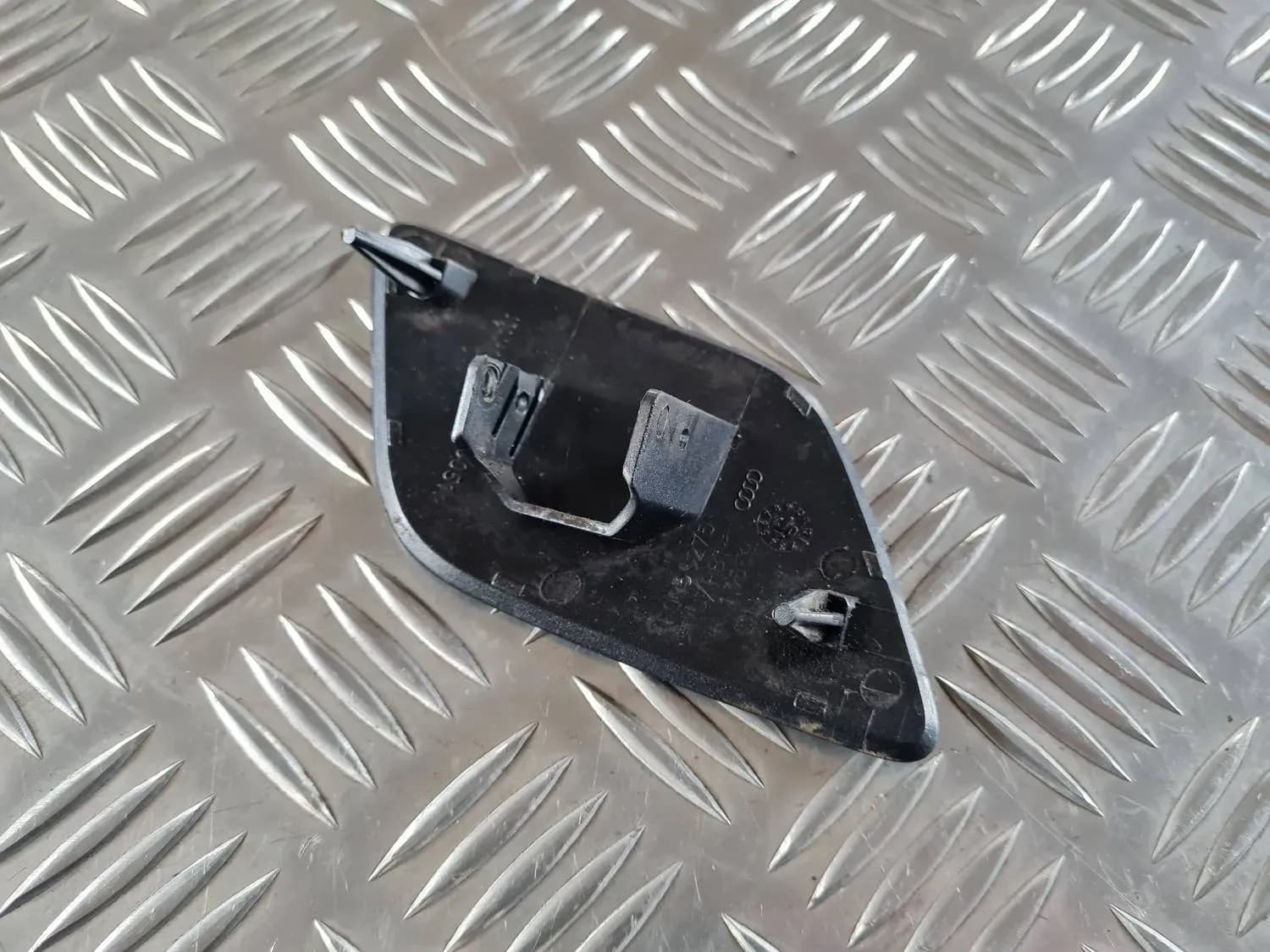Washer nozzle cover AUDI A6 2008 - foto 5
