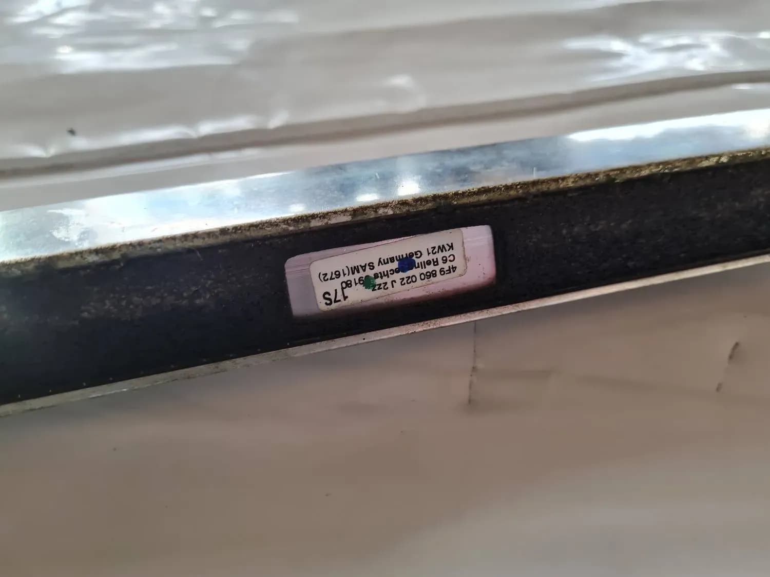 Roof rail AUDI A6 2008 - foto 7
