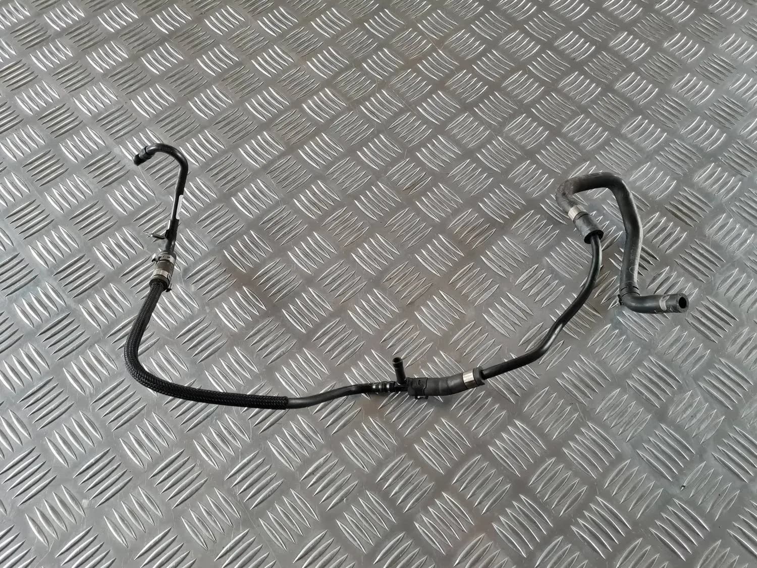 Cooling pipe AUDI A6 2008 - foto 1