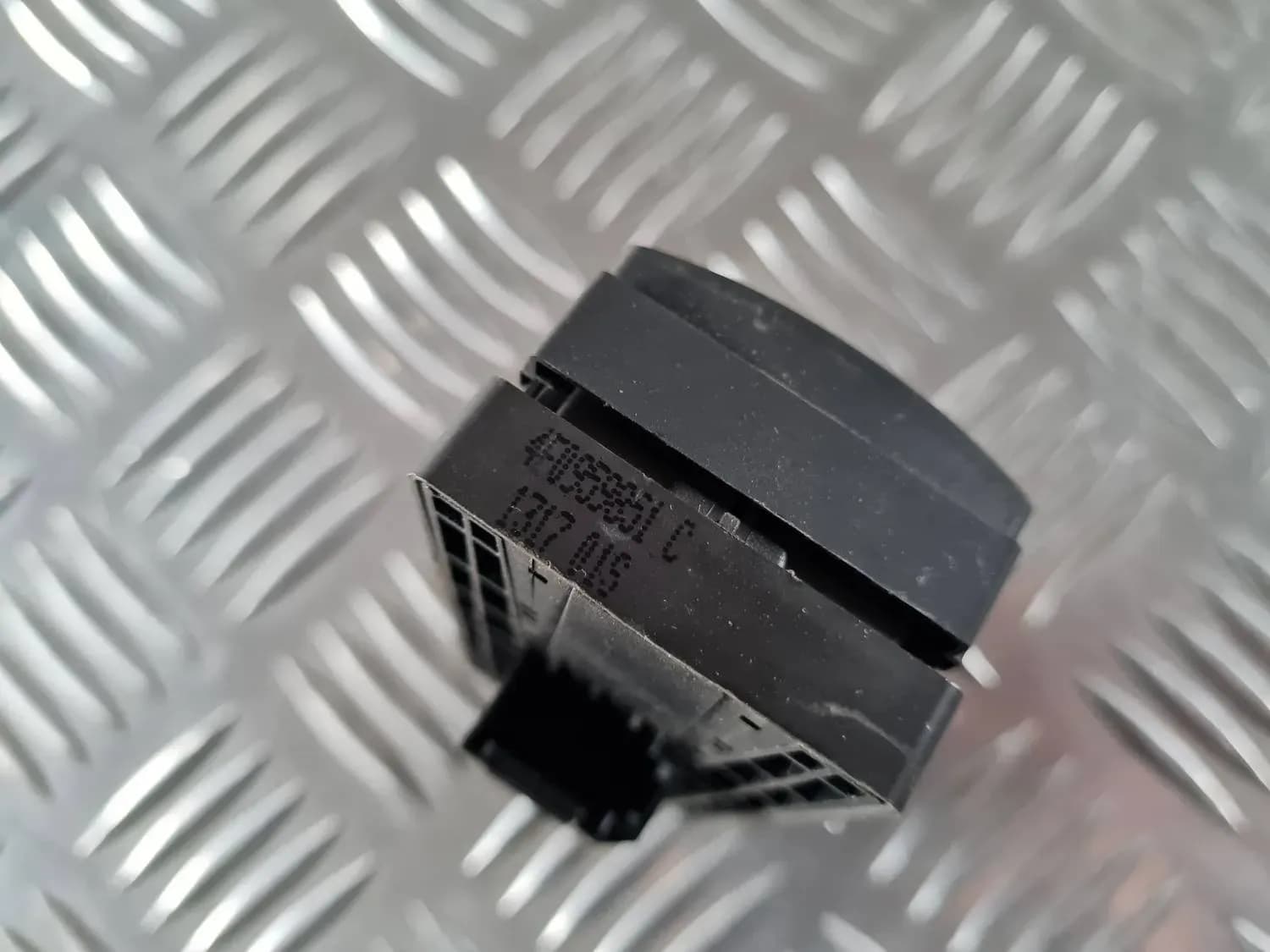 Driver's door switch buttons AUDI A6 2008 - foto 4