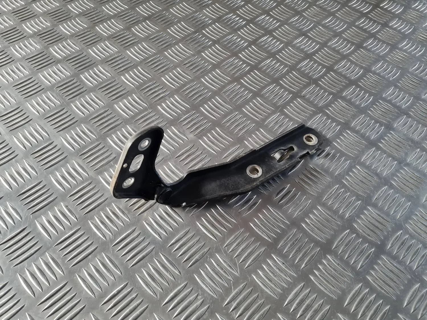 Hood hinge, right AUDI A6 2008 - foto 4