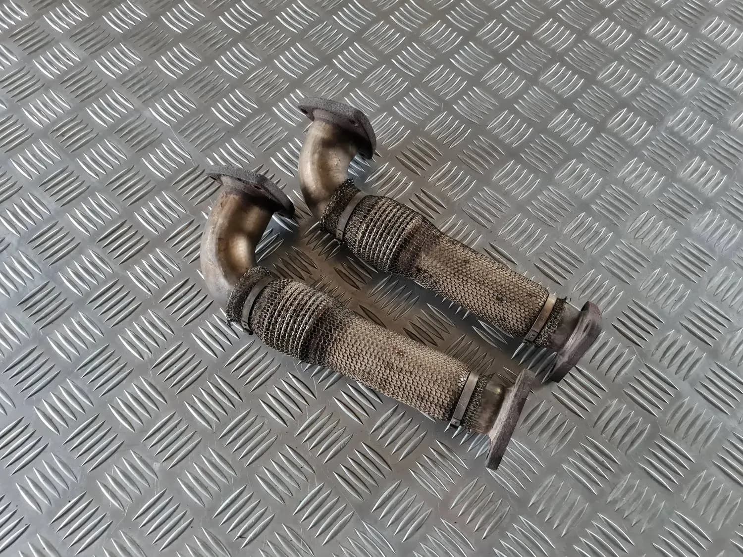 Turbine exhaust pipe AUDI A6 2008 - foto 3