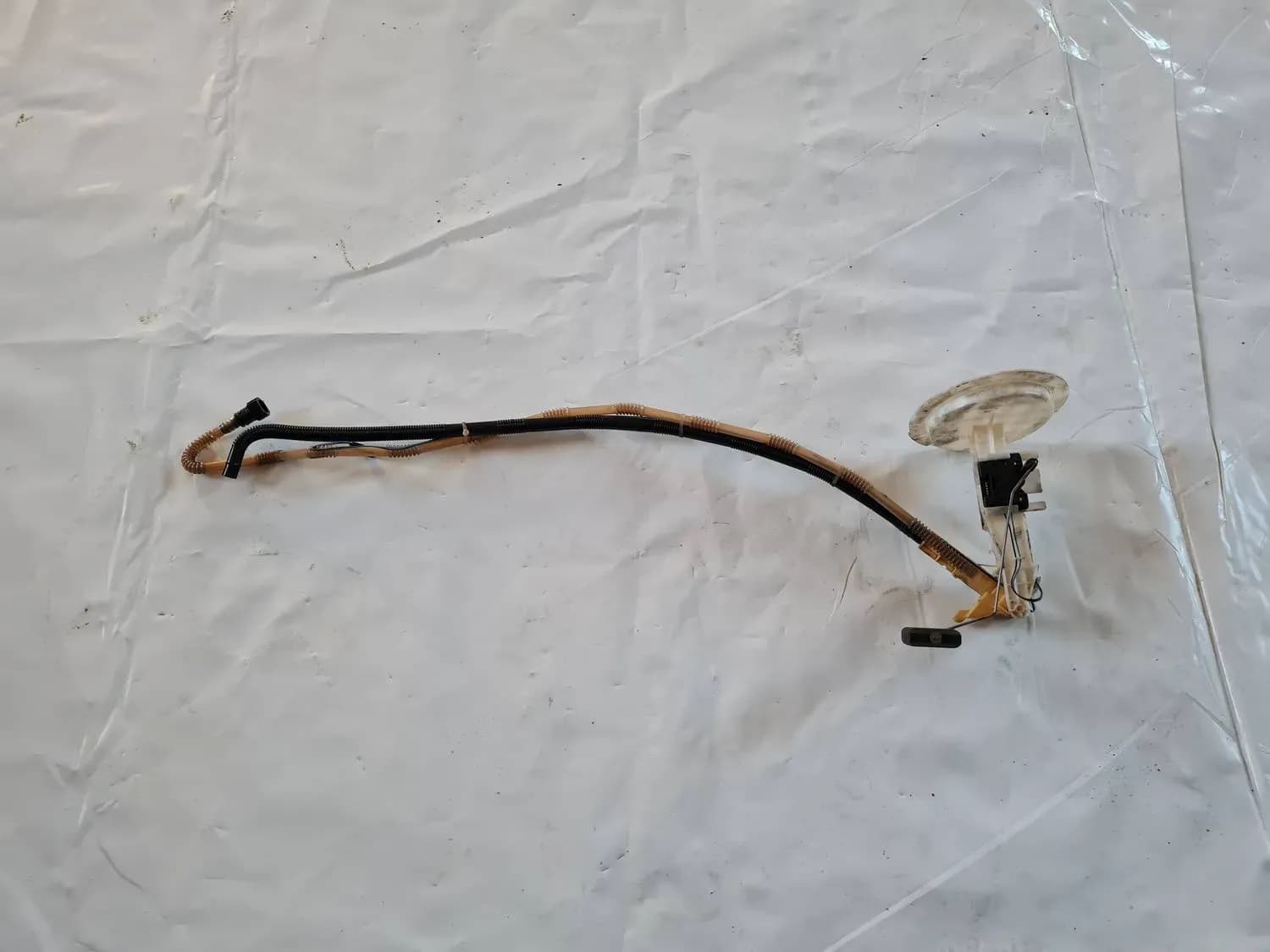 Additional fuel pump AUDI A6 2008