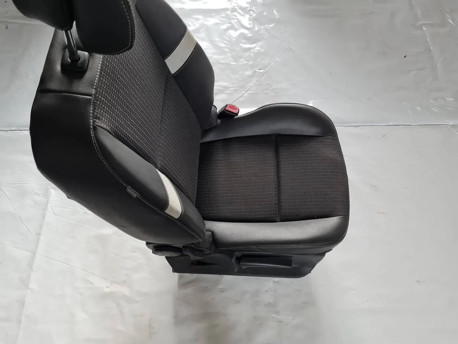 Front right seat RENAULT SCENIC III 2011 - foto 6