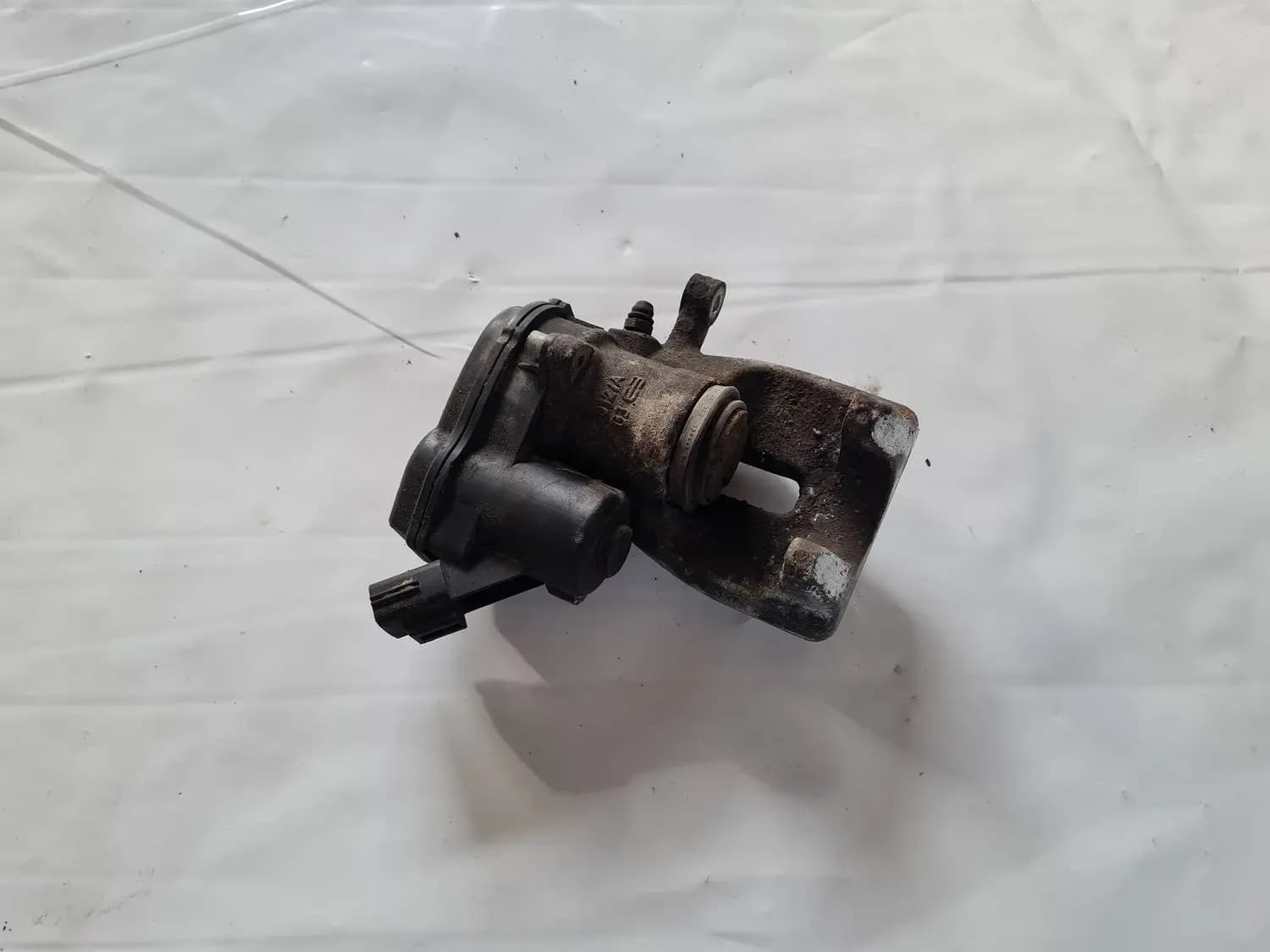 Rear Left Caliper RENAULT SCENIC III 2011 - foto 1