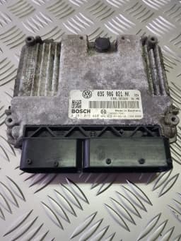 Engine control unit VW PASSAT B6 2008 ANGL.