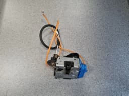 Rear right door lock AUDI A4 2004
