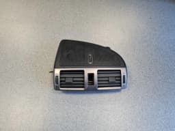 Instrument panel air vent, centre TOYOTA AVENSIS 2012