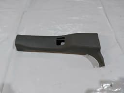 Centre saloon pillar trim CHRYSLER VOYAGER 2006