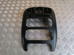 Instrument panel air vent, centre CHRYSLER GRAND VOYAGER 2004